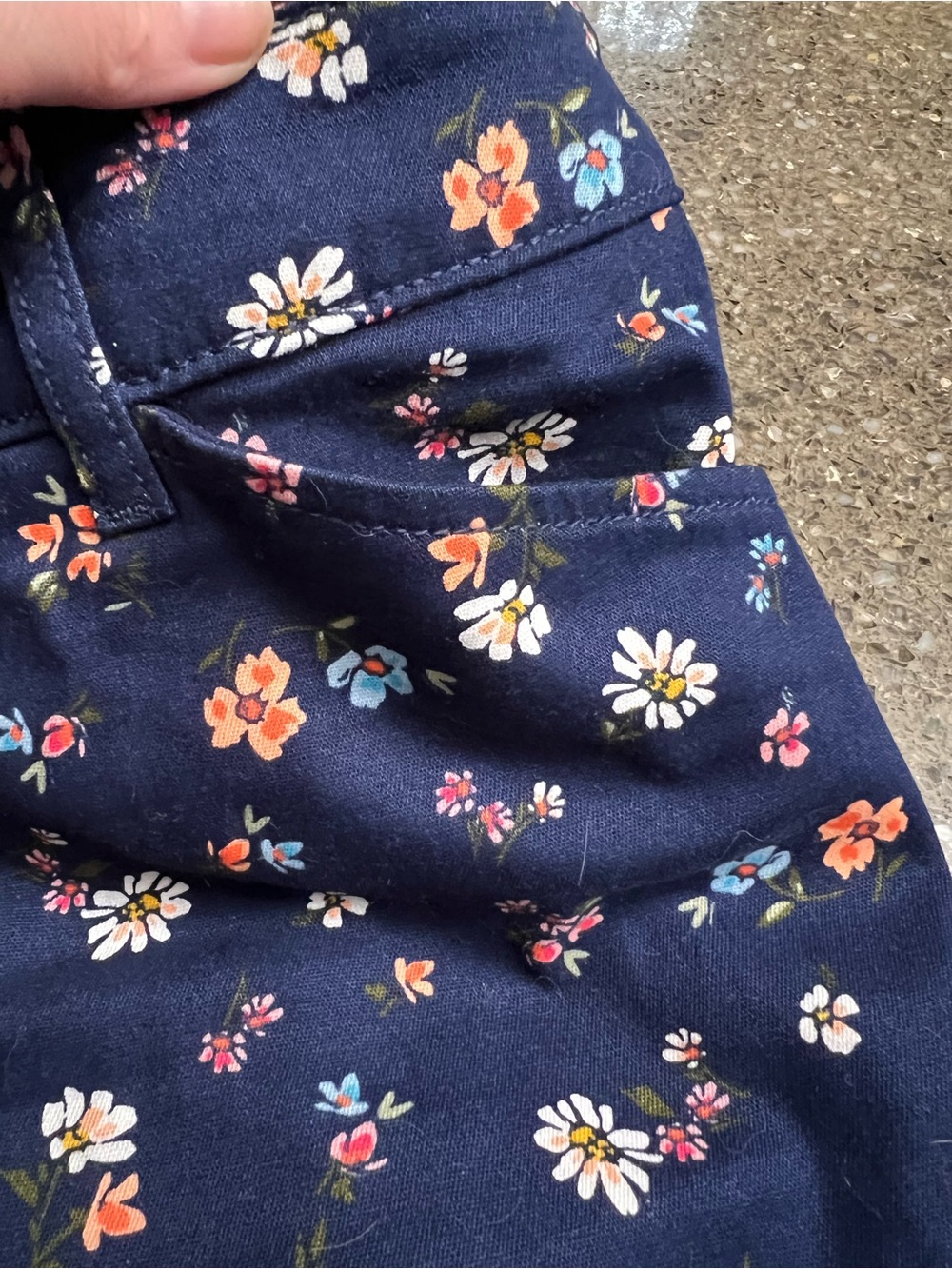 St. John's Bay Navy Floral Plus Size Capri Size 20W Summer Spring Beach Coastal - Picture 6 of 11